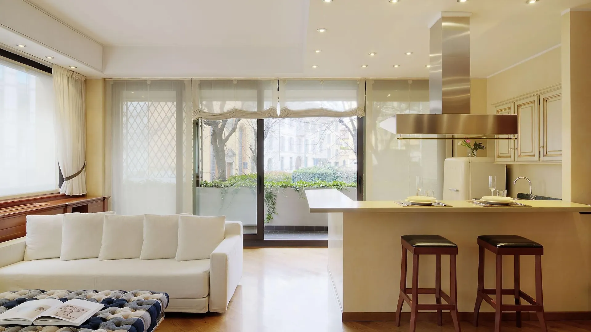Numa Milan Camperio Hotel