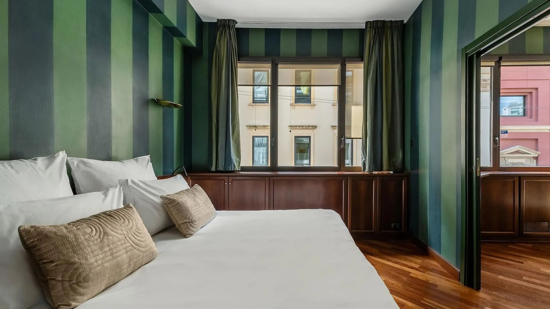 Numa Milan Camperio Hotel