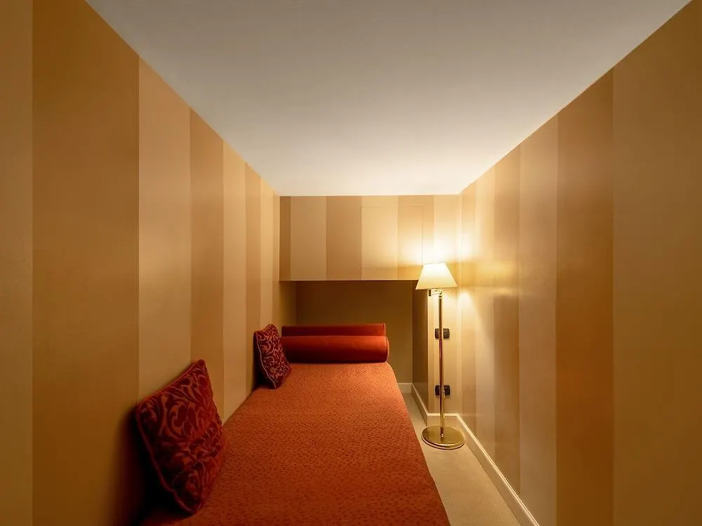Hotel Numa Milan Camperio 4*,